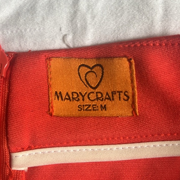 Bright red/orange pencil skirt - Picture 3 of 5